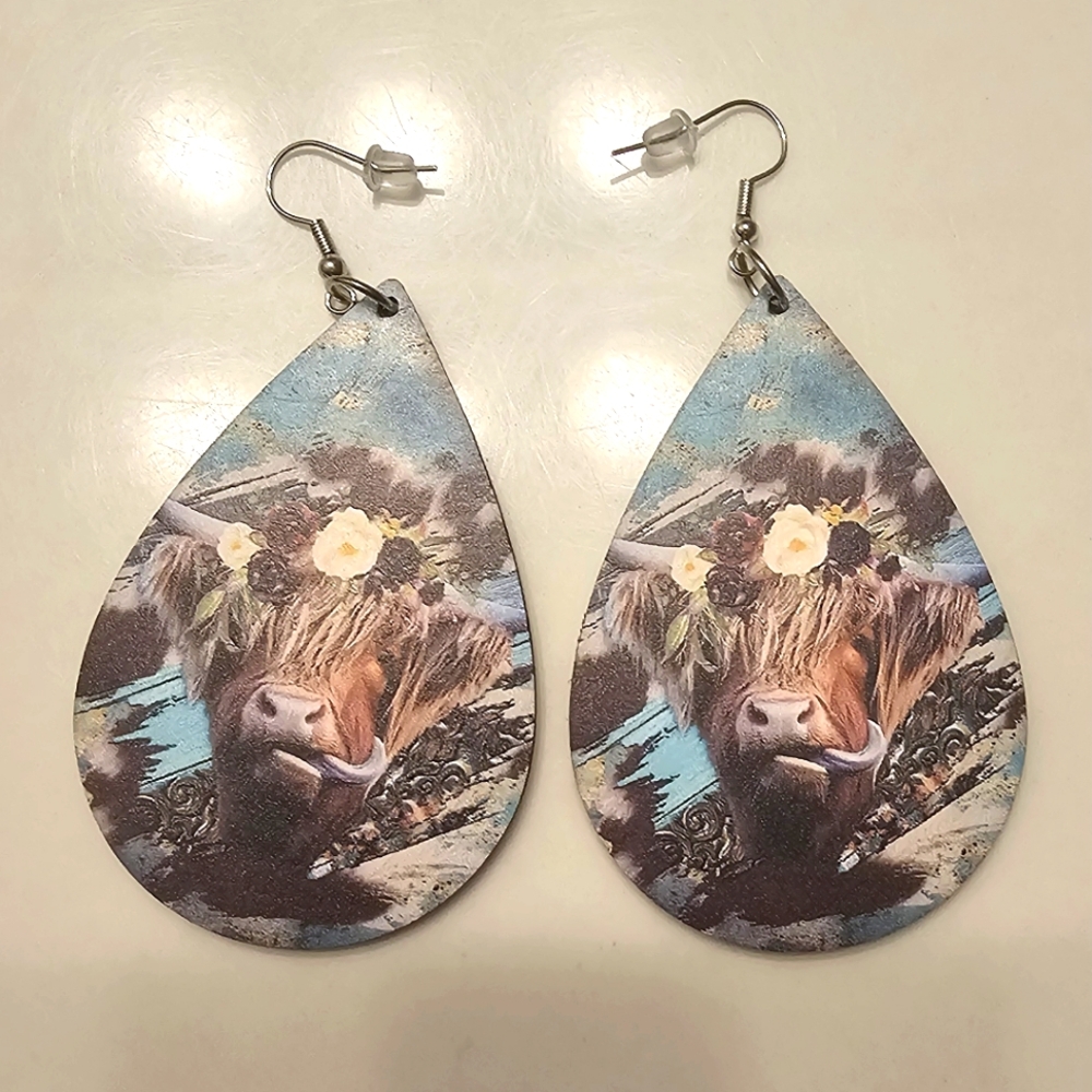 Floral Highland Cow Teardrop Earrings